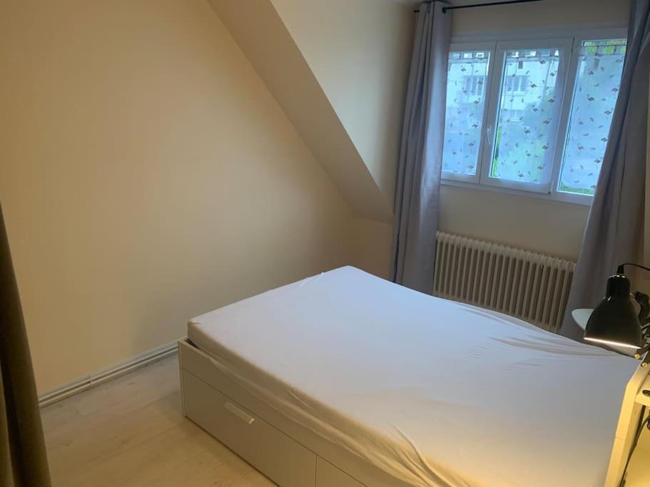 Grand Appartement Au Calme 2 Chambres Quimper Exterior foto